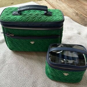 PurseN makeup train case and jewelry organizer Kelly green and navy